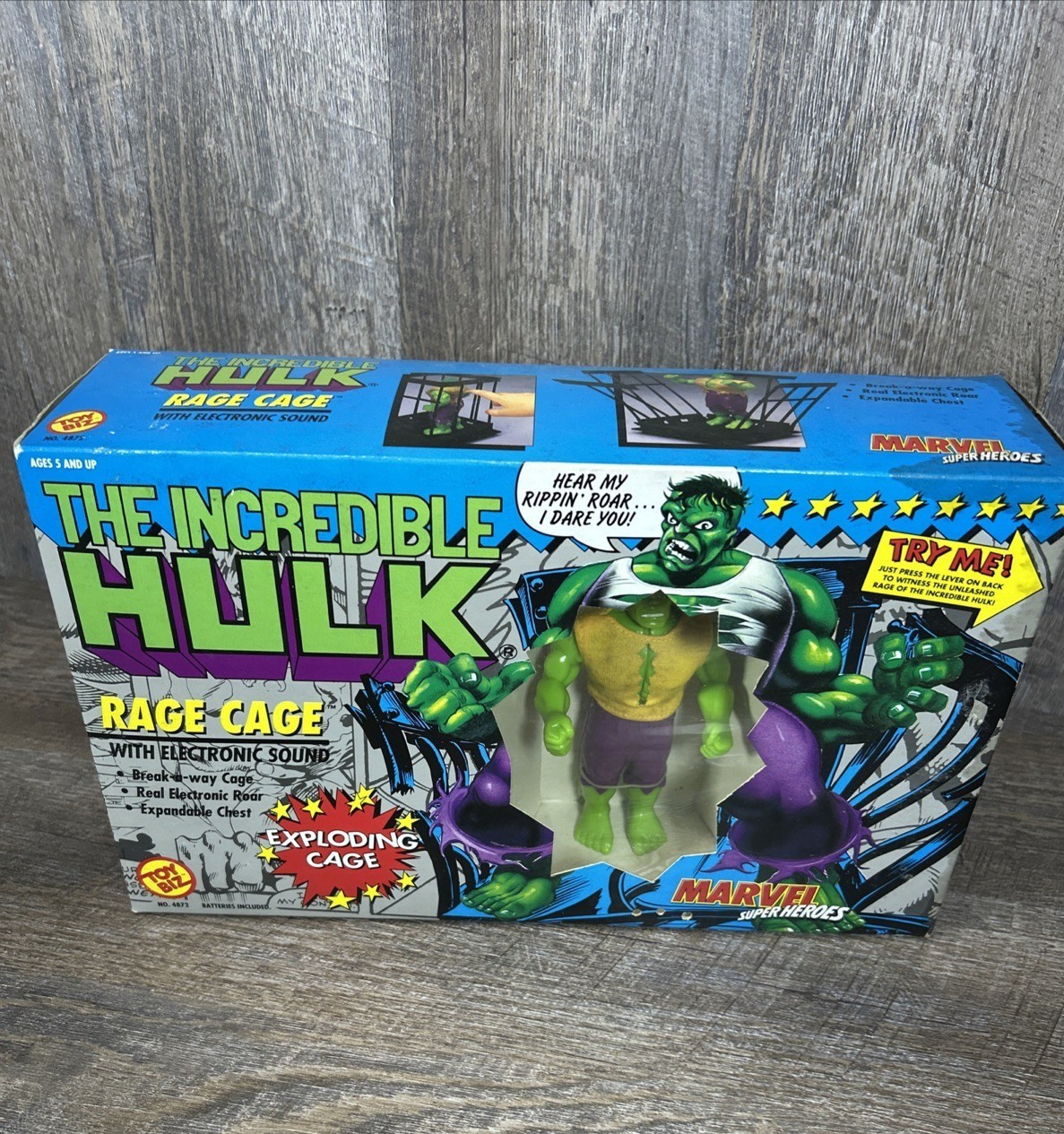 Vintage ToyBiz Marvel THE INCREDIBLE HULK RAGE CAGE Toy Set-