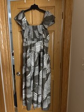 XL Express Maxi Dress, Worn Once, Excellent condition