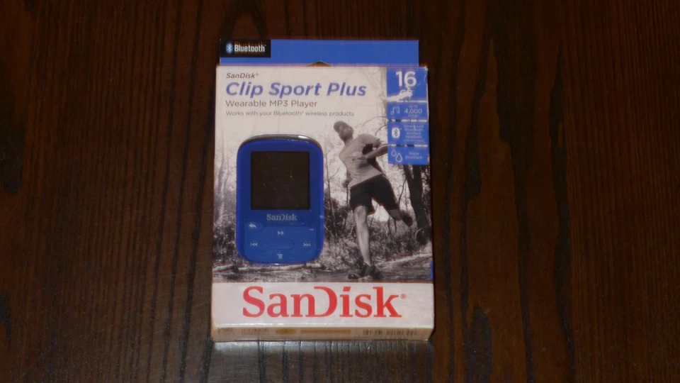 SanDisk 16GB Clip Sport Plus MP3 Player Blue SDMX28 - *READ DESCRIPTION / CLIP* - Image 2 of 4
