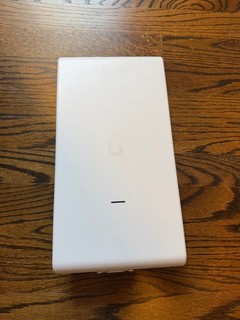 Ubiquiti UniFi U6 Mesh Pro