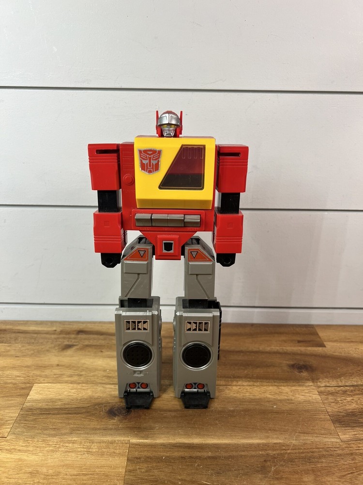 Blaster  1985 Vintage G1 Transformers Boombox Action Figure Ships Fast!