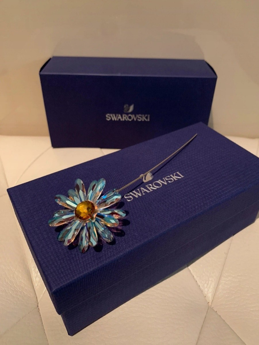 Swarovski 5619221 Garden Tales Daisy Crystal Flower, Retired