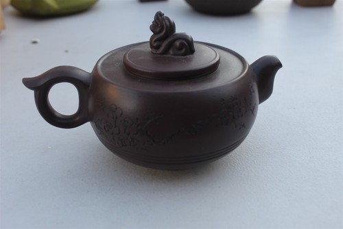 CHINA CLAY TEAPOT -FOO DOG / LION - YIXING? VINTAGE INV TP3 -2 - Picture 2 of 6