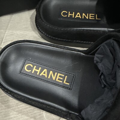 Chanel 2022 Interlocking CC Logo Suede Mules Women Sz 37.5