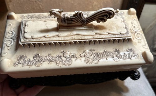 Vintage Asian Plastic Trinket Box Phoenix Bird Dragons Footed Ivory Plastic Uniq - Picture 3 of 20