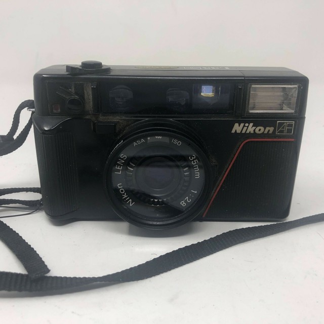 nikon l35af 35mm film camera