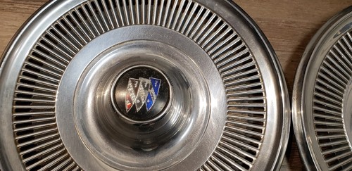 1969 1968 1970 Buick Special LeSabre 15" wheel Hub caps GM OEM - Picture 8 of 9