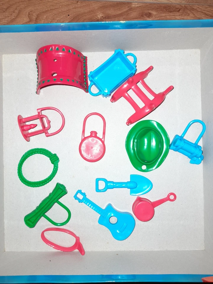 BUCKAROO - Family fun & skill game from Hasbro Age 4+ - Image 4 of 4