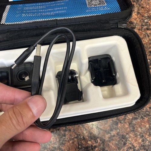GoPro HERO9 Black 5K UHD Action Camera Bundle Q32 - Picture 8 of 12