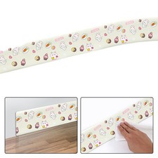 Moisture Resistant Decorative Skirting Board with Thick Padding Features