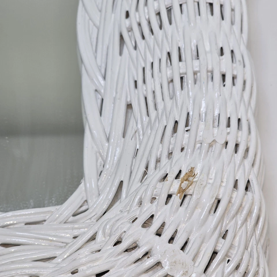 Espejo de pared de mimbre blanco casa de campo costera boho shabby chic 18"x24" Foto 4 de 4