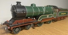 00 Gauge Bachmann Director Class D11/1 Steam Locomotive Mons in GCR Green