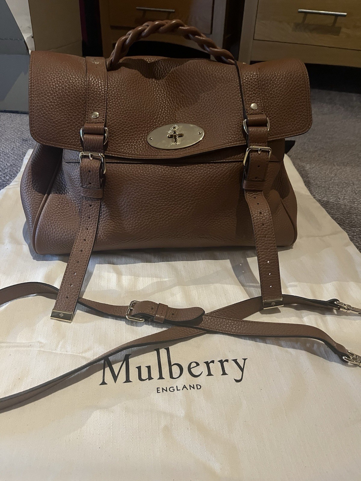 New Mulberry Oversized Alexa Chestnut Oak Leather Heavy Grain Bag £1245