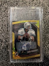 2025 Panini Prizm Black - Dan Marino #81 Gold Shimmer Prizm /10