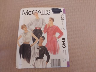 Vintage McCall's Pattern 9149 Misses' Pullover Top with Ties Size 8 UNCUT