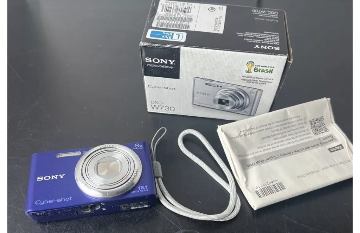 Sony Cyber-Shot DSC-W730 16.1MP 8x Digital Camera - Blue With Gb Sd Card