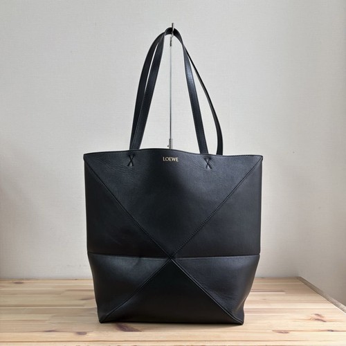 Excellent Condition LOEWE Puzzle Fold Tote Bag Medium Black