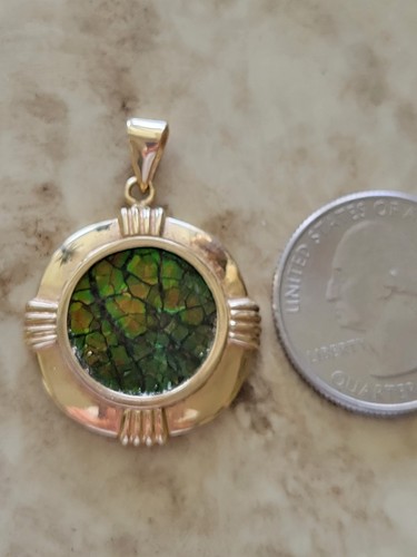 Vintage 14kt Yellow Gold Opal Mosaic Round Pendant. 8.7 Total Grams Weight - Picture 4 of 11