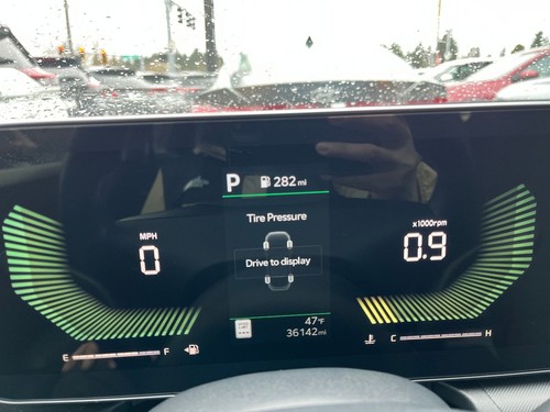 2025 Kia K4 LXS - Picture 38 of 40