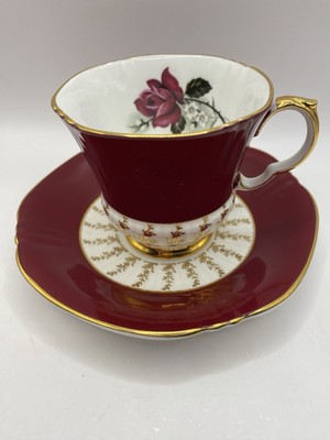 Royal Adderley Wine Red Teacup & Saucer Gold Trim Scalloped Edge H1621