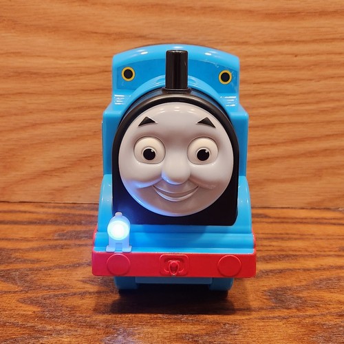 Thomas The Train & Friends Talking Learn N Fun Bank Numbers & 2 Counting Coins - Picture 4 of 17