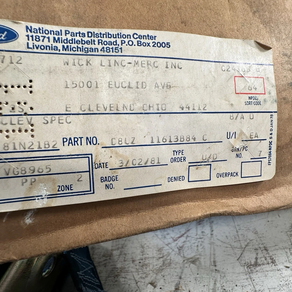 Nuevo cinturón de seguridad Ford OEM D8UZ-11613B84-C azul para camionetas de los años 70 Bronco Econoline Foto 2 de 4