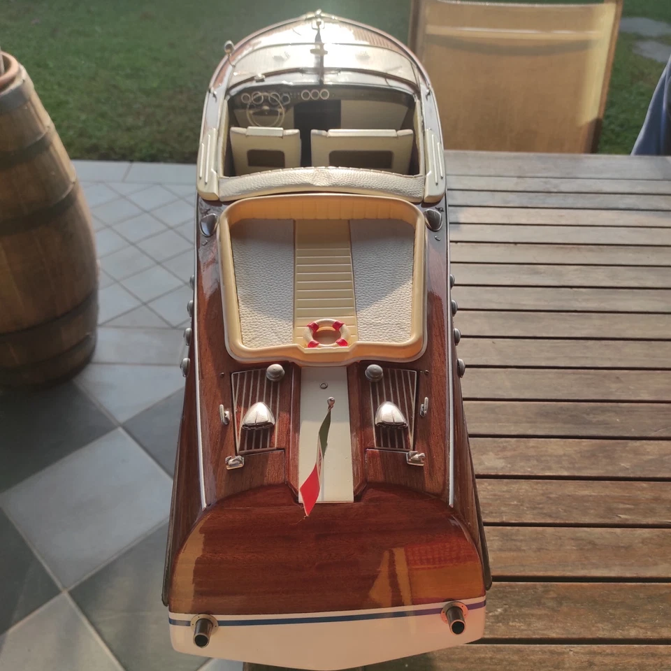 Riva Aquarama -82cm Fatto A Mano Hachette - Immagine 3 di 4