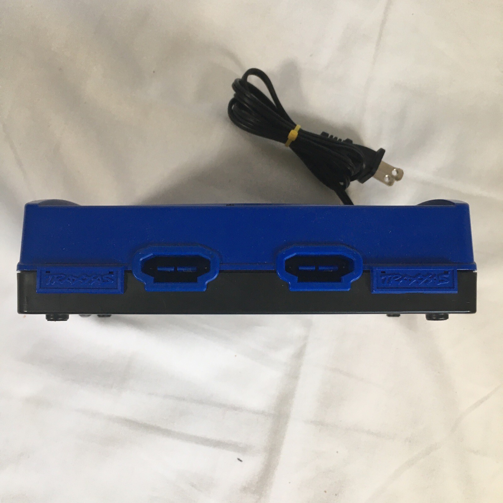 Traxxas EZPeak Dual MultiChemistry Battery Charger w/Auto iD (3S/8A