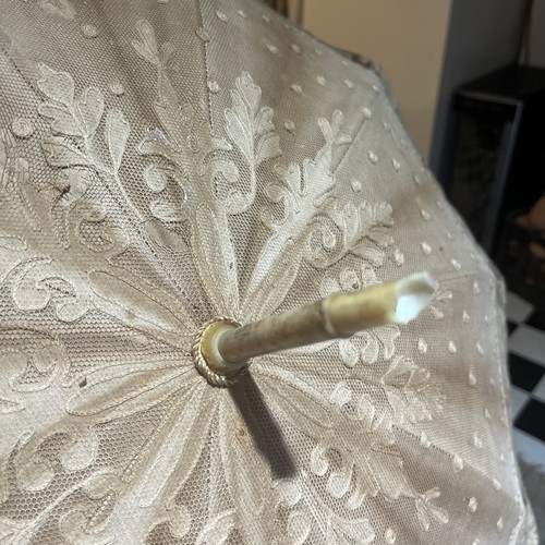 Antique/Vintage Victorian Style Cotton Lace Parasol Champagne Umbrella - Picture 4 of 18