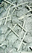 Dum Dum Tropi Berry Pops  Lollipops Suckers - 2 pounds (lbs.)