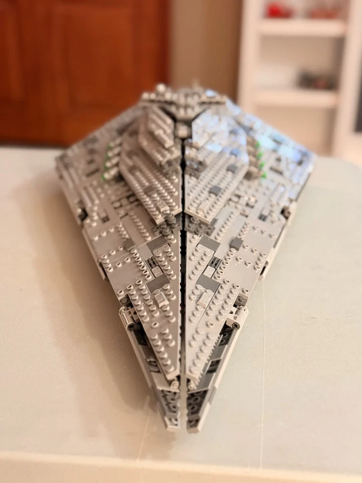 Juego de bloques de construcción Star Wars First Order Star Destroyer - 1416 piezas Foto 2 de 4