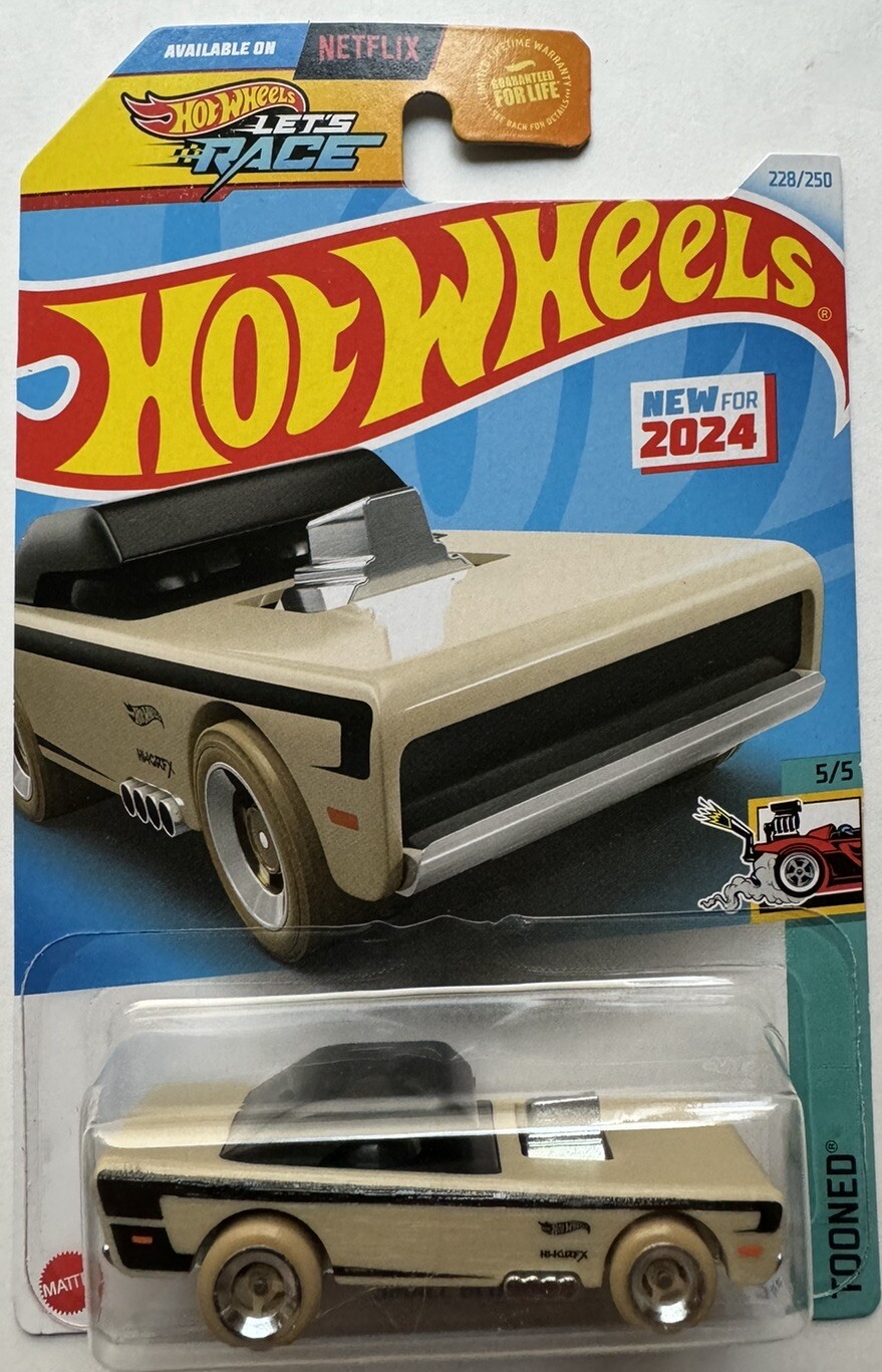2024 Hot Wheels TOONED 5/5 Small Bloc 228/250