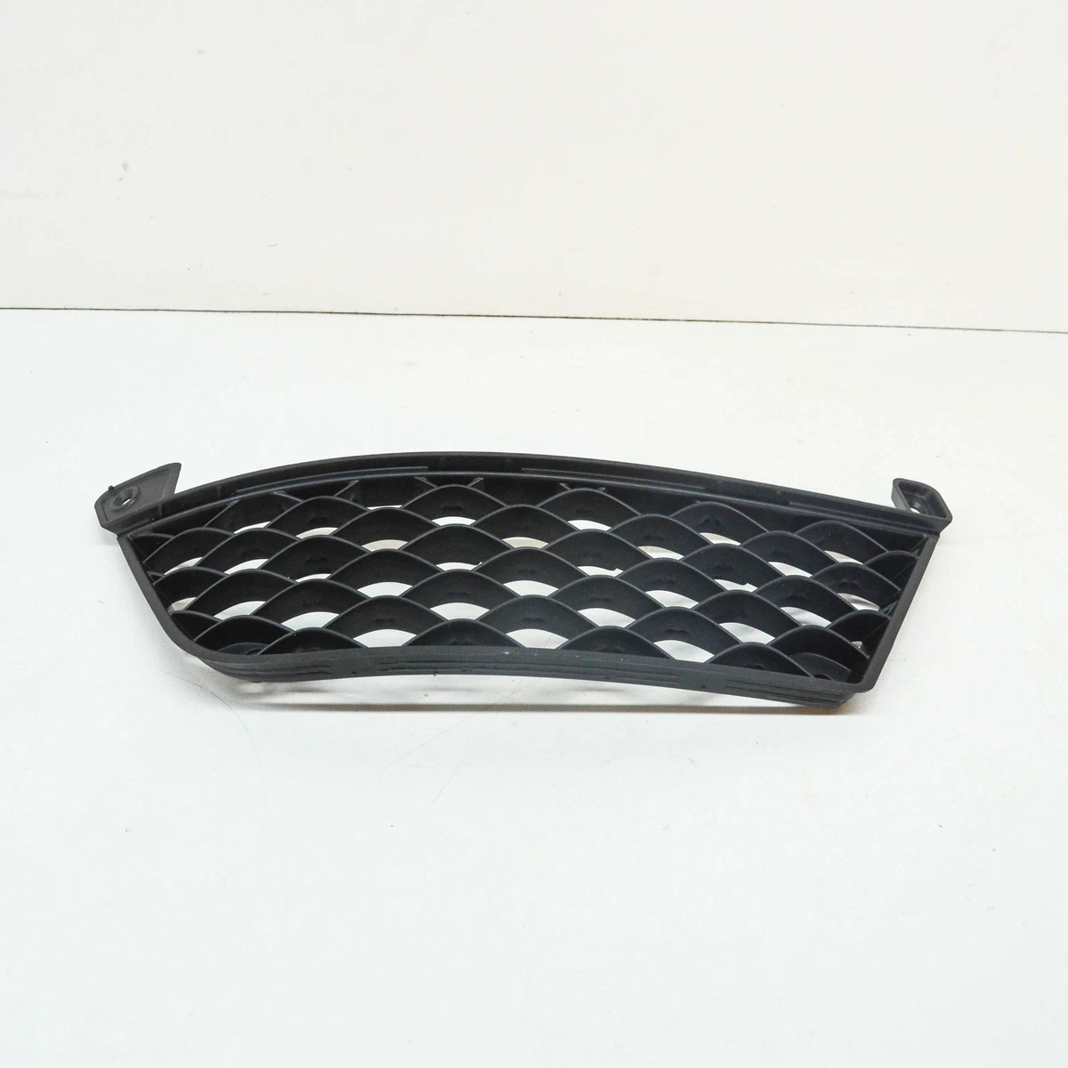 OEM MERCEDES BENZ C W204 C63 AMG VORNE RECHTS GITTER A2048851653 