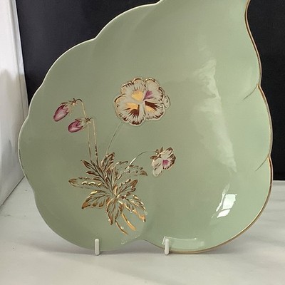 Royal Winton große grüne Blattform Servierschale mit Stiefmütterchen Design
