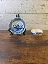 Delfts Blauw #12 Scalloped Wall Plate 5" & D142 Small Delft Bowl Motif 3½"
