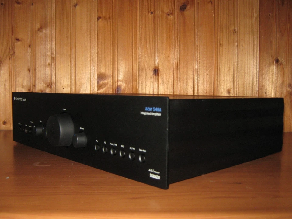 Cambridge Audio 540a V2.0 - Immagine 3 di 4
