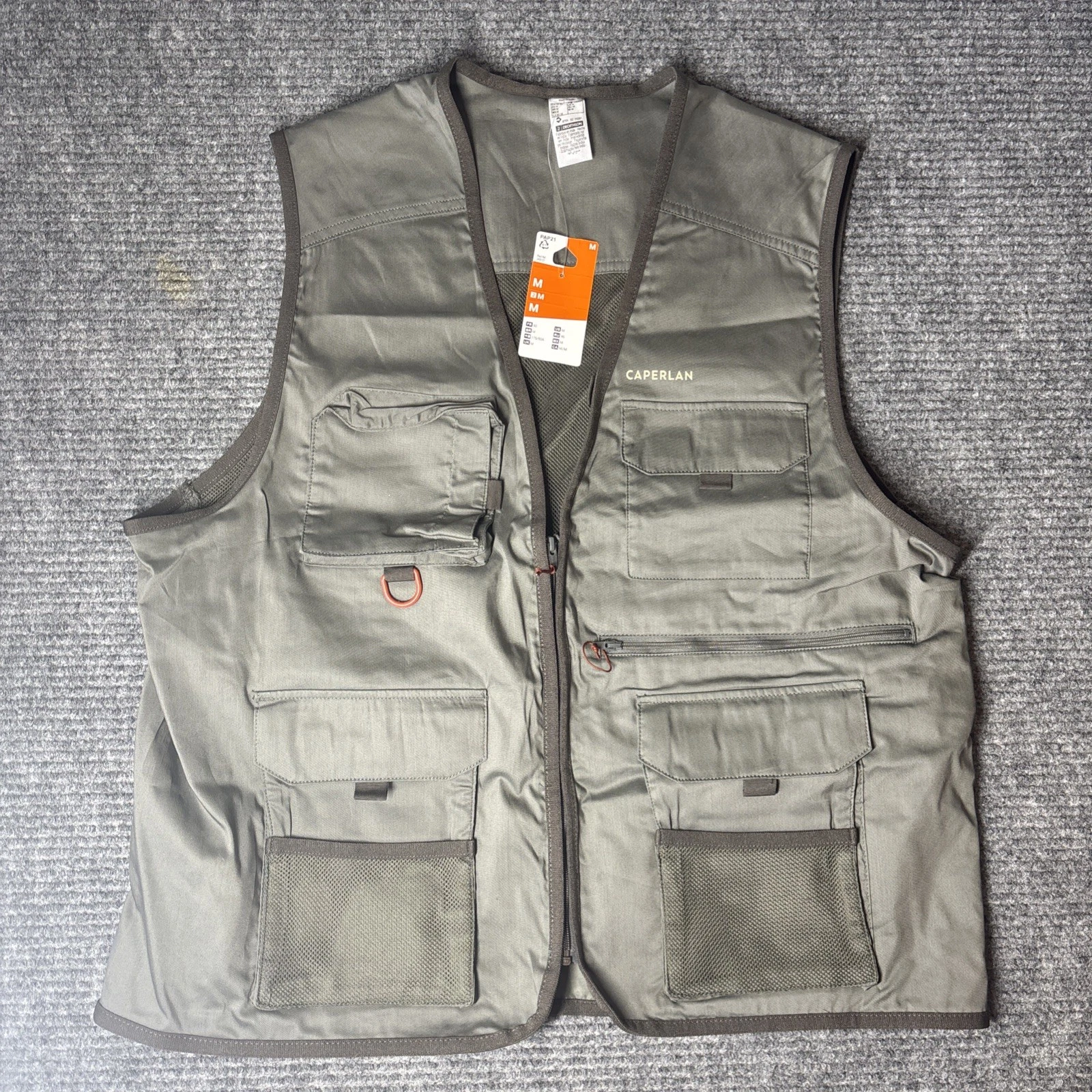 Caperlan Decathlon Fishing Hiking Running Vest Size M Zip Pockets Moisture Wick