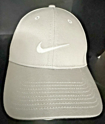 Nike Light Gray Golf Hat Cap Nike Swoosh Men's Fits Most by NIKEGOLF