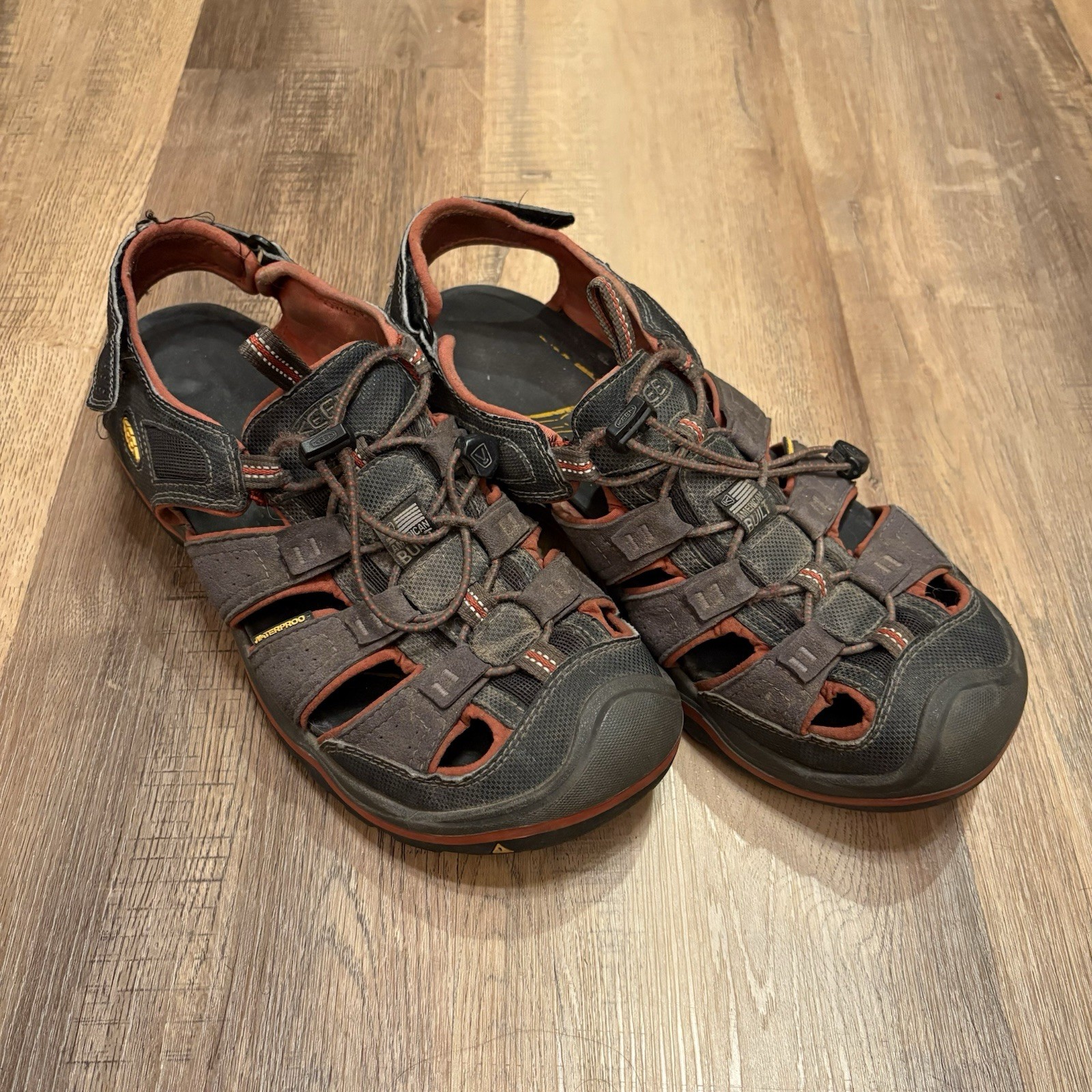 Sandali Keen uomo 11 scarpe marroni slip on comodi casual firmati versatili