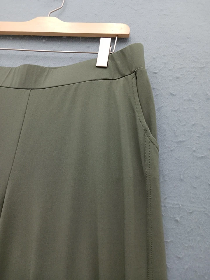 Pantalones de chándal informales para mujer Lisa Rinna Collection verde talla desconocida Foto 2 de 4