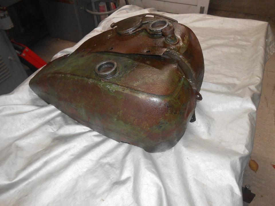 harley davidson antique vintage motorcycle parts HARLEY VL model gas tanks parts - Image 4 of 4