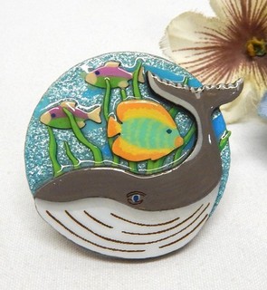 Echo & Hara Collectible Ocean Themed Sea Life Whale & Fish Brooch Pin Handcraft