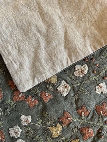 Pottery Barn Zea Embroidered Floral Pillow Cover Loden 16”x26” NWT OPEN BOX - Picture 3 of 8
