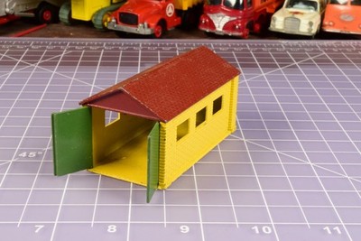 Matchbox '' GARAGE '' Accessory Pack No 3 Made in England by Lesney