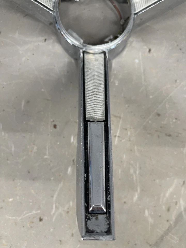 Mercury Marauder 1964 volante bocina anillo botón Monterey Park Lane moldura OE Foto 2 de 4