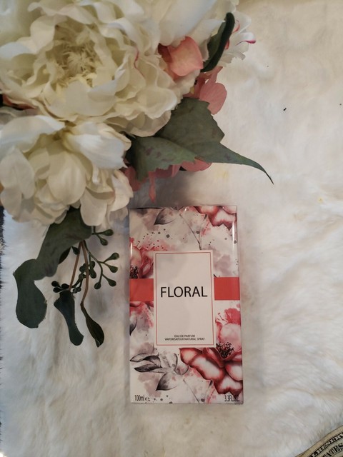 gucci double g pendant