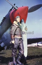 WW2 Picture Photo US Curtiss P-40 Warhawk fighter and the pilot  3746