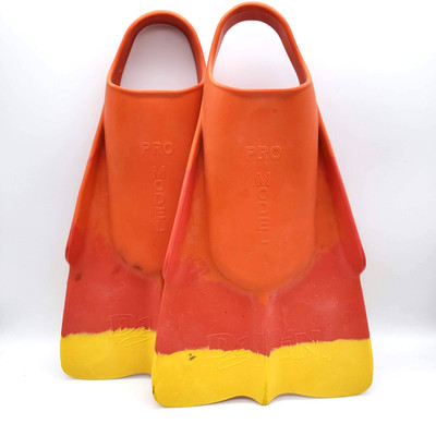 DaFiN PRO Model Swim Surf Diving Fins Red Yellow Pair Open Heel Small 5-6