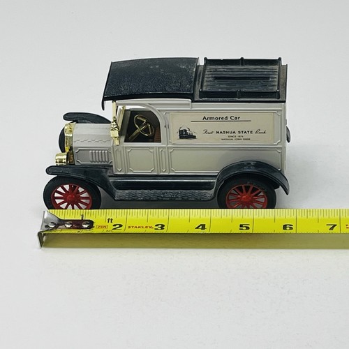 Ertl First Nashua State Bank Iowa Armored Car Bank 1913 Ford Model T Van - Picture 5 of 5