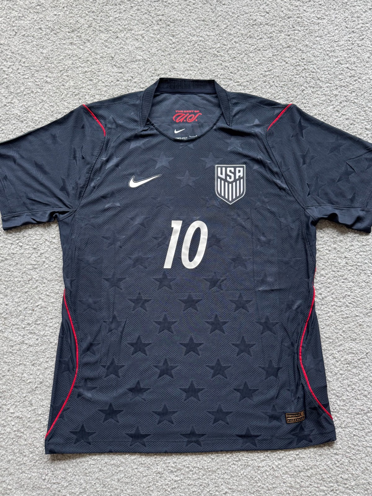 Nike USA Aero-Fit Match Away Pulisic # 10 Jersey - Size: X-LARGE (XL) (Slim-Fit)